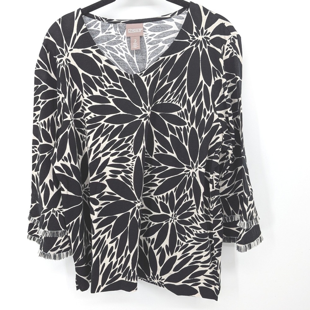 Chicos Knit Top Women Large Black White Floral Fringe Bell Sleeve V-Neck Mature